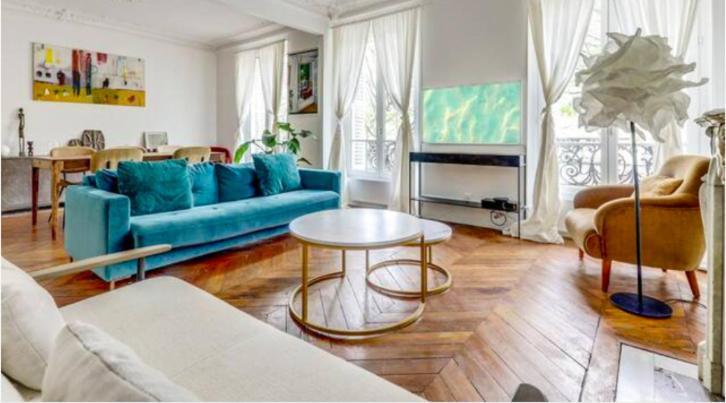 The Lady In Red - Romantic & Silky - Notre Dame Appartement Parijs